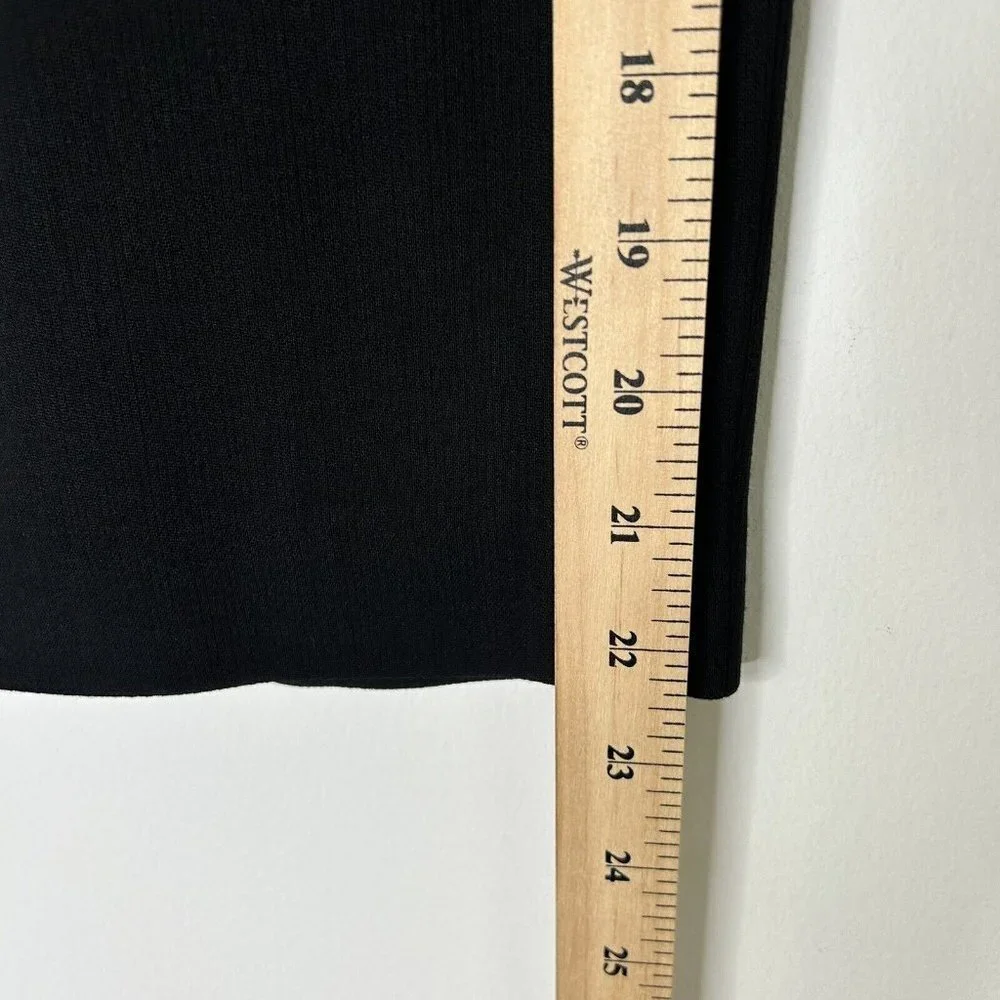Armani‎ Collezioni Pencil Skirt Womens Size 10 Black Wool Blend